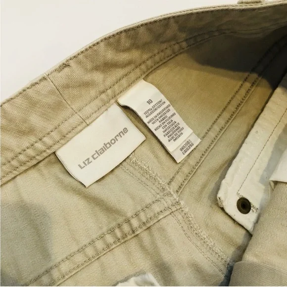 Liz Claiborne Size 10 Cuffed Shorts - Picture 3 of 6